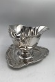 P. Ørsnes Sølv 
Trekantet 
Sovseskål 
(1921) Måler H 
12 cm (4.72 
inch) Diam 20 
cm (7.87 inch) 
Vægt ...