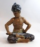 Dahl Jensen. 
Porcelænsfigur. 
Javanesisk 
Krisfægter. 
Model # 1113. 
Højde 18 cm. (1 
sortering)
