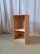 Bogkasse med sokkel
 Kr. 850,-