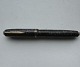 Sølv og grøn 
spiralstribet 
Sheffield Pen 
fyldepen 
fremstillet i 
1940’erne. 
Spidsen er en 
14 ...