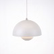 Flowerpot Pendelleuchte, Modell VP1, entworfen von Verner Panton im Jahr 1968 und hier ...