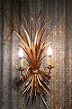 Large gilded Hans Kögl metal wall lamp (Bouquet of Corn Sheaves) in Hollywood Regency style ...
