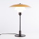 PH 3½-2½ bordlampe fra Louis Poulsen designet af Poul Henningsen i gul metal og bruneret ...