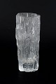 Tapio Wirkkala for Iittala, vase.Klar glasvase med markant isstruktureret overflade og ...