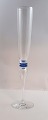 Attica, Royal Copenhagen med blå deco. Design Anja Kjær. Champagne glas. Højde 29 cm.