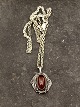 Sterling sølv vedhæng 2,2 x2,8 cm. med rav og sterling sølv kæde 42,5 cm. emne nr. 636878