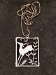 830 sølv art deco vedhæng 3,7 x 5,2 cm. og 830 sølv kæde 50 cm. emne nr. 636884