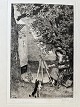 Viggo Jastrau (1857-1946):Malerinde ved Staffeli med hund1921Radering på papir.Sign.: ...