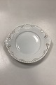Royal Copenhagen Prinsesse, Guld Kagefad No. 422. Måler 31 cm x 28 cm / 12,20 in. x 11,02 in.