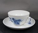 Blå Blomst flettet, Royal Copenhagen porcelæn thestel, Kongelig porcelæn.Tekop med underkop ...