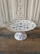 B&G Sommerfugl Kipling med guldkant opsatsNo. 64, 1. sorteringHøjde 12 cm. Diameter 22,5 cm.