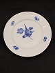 Royal Copenhagen Blå Blomst tallerken 10/8097 D. 26 cm. flotpersonale/3.sortering emne nr. ...
