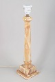Stor italiensk alabast bordlampe.Elegant og dekorativ bordlampe udført i massiv alabast med ...