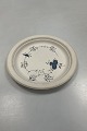 Royal Copenhagen Musselmalet Paptallerken fra 1976. De kvindelige porcelænsarbejdere solgte ...