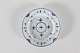 Royal Copenhagen Musselmalet Halvblonde Tallerken nr. 1/572Diameter 22,5 cm Fin ...