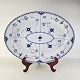 Ovalt fad af kongeligt porcelæn. Nr 1/629Producent Royal CopenhagenMusselmalet er af ...