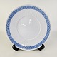 Flad frokosttallerken i kongeligt porcelæn fra stellet Blå Vifte. Nr. 1212/11521Formgiver ...