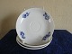 Blå Blomst flettet Royal Copenhagen porcelæn kaffestel. Kongelig porcelæn.Sæt = 3 underkopper ...