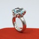 Ole Lynggaard, Charlotte Lynggaard; Ring i 18 kt. ...
