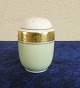 Dagmar med guld Royal Copenhagen porcelæn. Kongelig porcelæn.Saltbøsse med bundprop nr. 9758 ...
