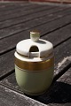 Dagmar med guld Royal Copenhagen porcelæn. Kongelig porcelæn.Sennepskrukke med låg nr. 9759 ...