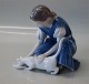 Bing & Grøndahl 
Pige med kat 
1745 Ingeborg 
Plockross 
Irminger 15 cm  
I fin og hel 
stand. 
