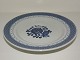 Royal 
Copenhagen 
Tranquebar, 
stor 
kagetallerken.
Dekorationsnummer 
11/1842.
Diameter 17,0 
...