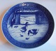 Royal 
Copenhagen 
Juleplatte 
(Kongelig, kgl) 
fra 1969 "Geese 
in snow covered 
courtyard". 
Designed ...