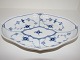 Blue Fluted Plain
Dish 22.5 cm.