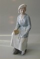 Bing & Grøndahl 
Art Nouveau 
Studenter Figur 
B&G 1938 
Studine eller 
sygeplejeelev 
siddende 30 cm 
...