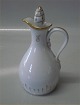 Bing & Grøndahl 
Hartmann 197 
Flakon eddike 
"E" 14 cm (386) 
Hvidt porcelæn 
med 
dobbelguldkant. 
...