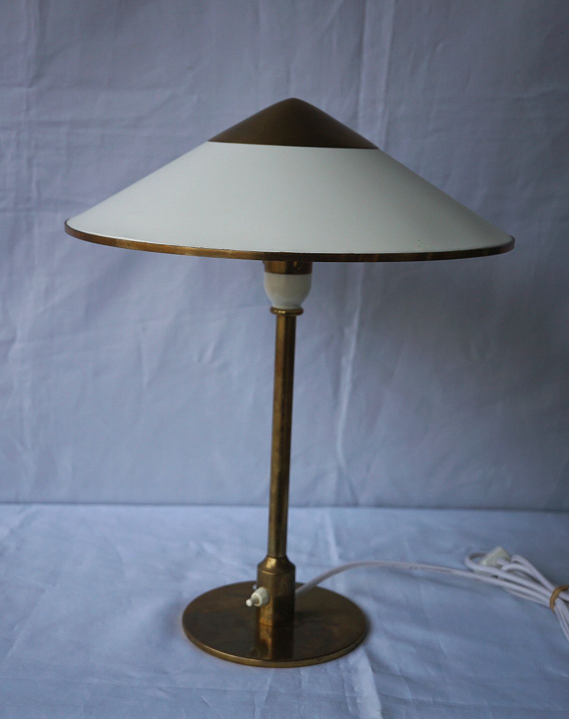 Antik - Messing bordlampe * * Kongelys