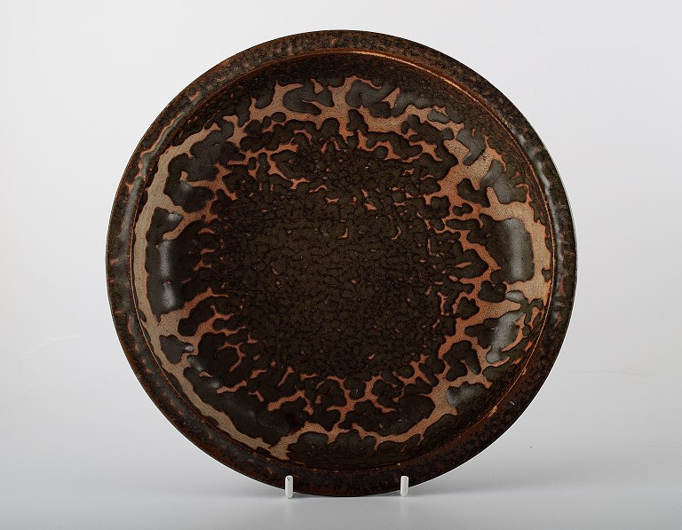 Eva Stæhr Nielsen Saxbo, ceramic dish.