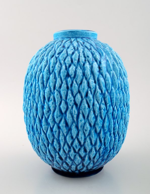 Rörstrand Gunnar Nylund "Chamotte" vase. 
