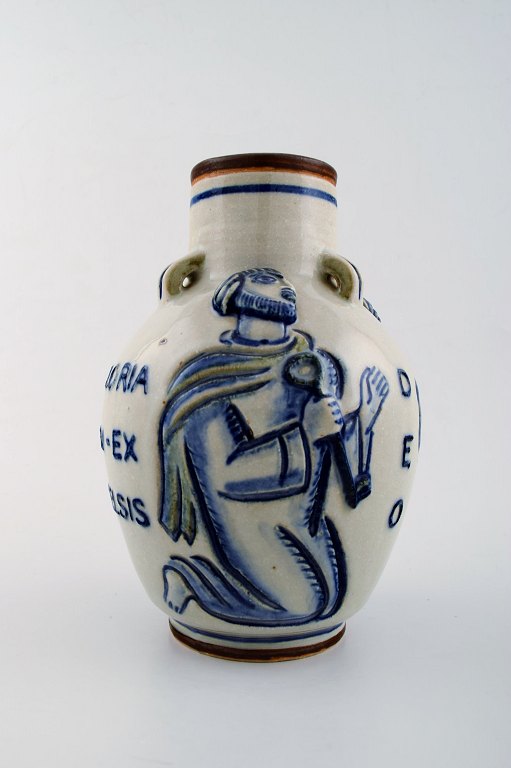 Unika Royal Copenhagen Jais Nielsen keramikvase.
Bibelske motiver. Dateret 1957.