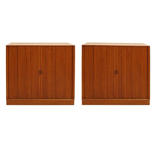 Hvidt & Mølgaard: A pair of cabinets, teak. H: 83cm. W: 90cm. D: 48cm