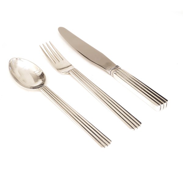 Sigvard Bernadotte for Georg Jensen: Bernadotte cutlery for 6 Persons. 
Sterlingsilver