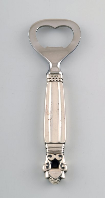 Georg Jensen "KONGE" flaskeåbner.
Designer: Johan Rohde.