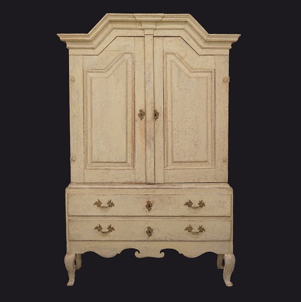 Originaldekorierter Barock Schrank. Schweden um 1750. H: 193cm. B: 127cm. T: 
43cm