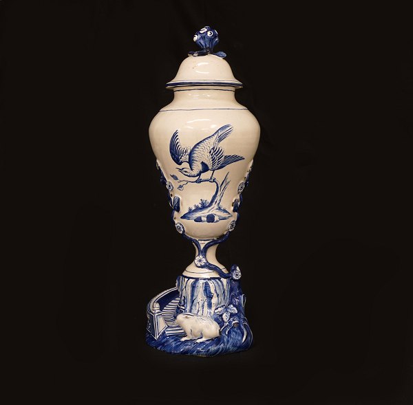 A blue decorated rabbit vase of faience. Signed Marieberg, Sweden, 03.10.1772. 
H: 37cm