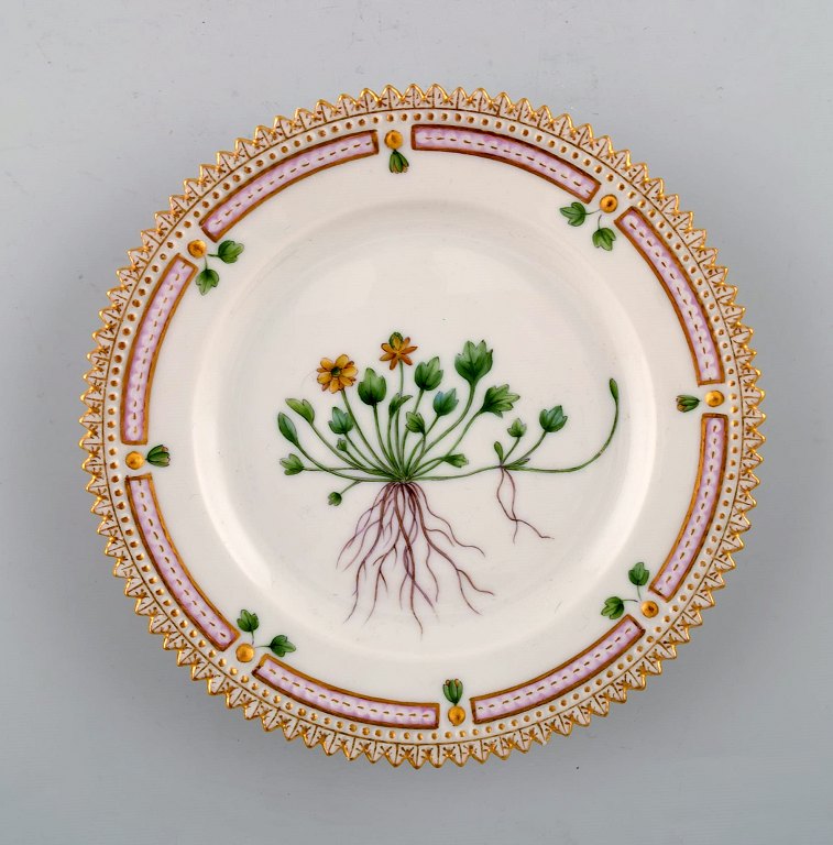 Royal Copenhagen Flora Danica dessert plate.
