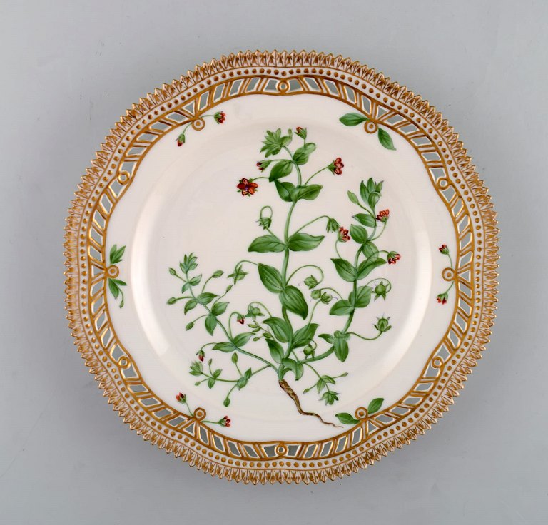 Royal Copenhagen Flora Danica openwork plate # 20/3554.
