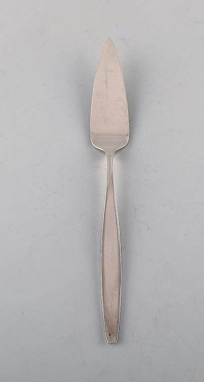 Tias Eckhoff for Georg Jensen. "Cypress" fiskekniv i sterlingsølv. 
