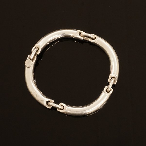 A Hans Hansen, Denmark, sterlingsilver bracelet. L: ca. 20cm. W: 80gr