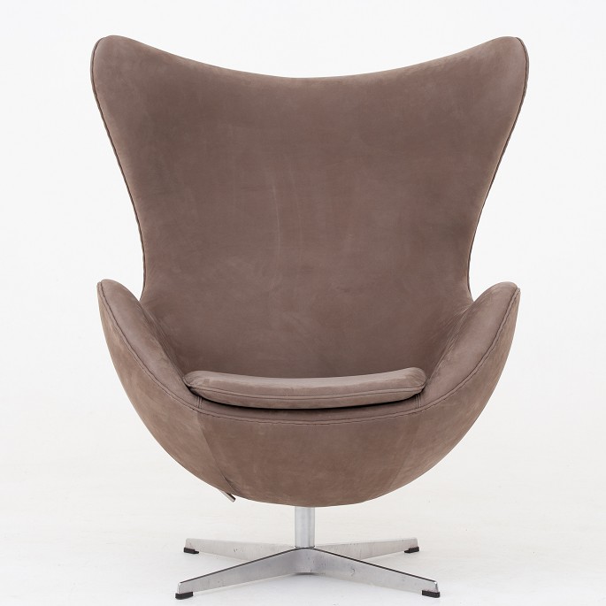 Arne Jacobsen / Fritz Hansen
AJ 3316 - 