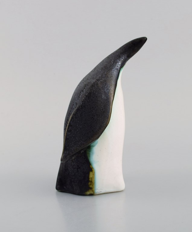 European studio ceramicist. Unique penguin in glazed ceramics. 1980s.
