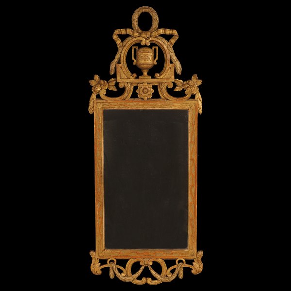 Gilt Louis XVI mirror. Schleswig-Holstein circa 1770. Size: 138x58cm