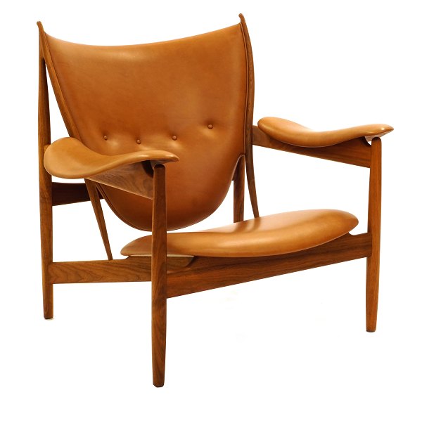 Finn Juhl FJ49 Chieftain Chair/Häuptlingsstuhl. Walnuss und Leder. Design aus 
dem Jahre 1949. Hergestellt von OneCollection. Sehr guter Zustand