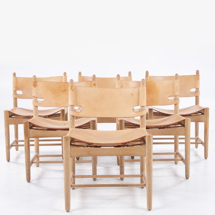 Børge Mogensen / Fredericia Furniture
BM 3237 - Set of 6 ‘Hunting Chairs’ in oak and patinated full-grain leather.
1 set in stock
Good, used condition
