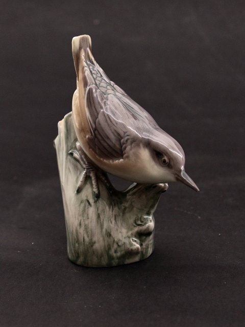 B & G nuthatch 2406